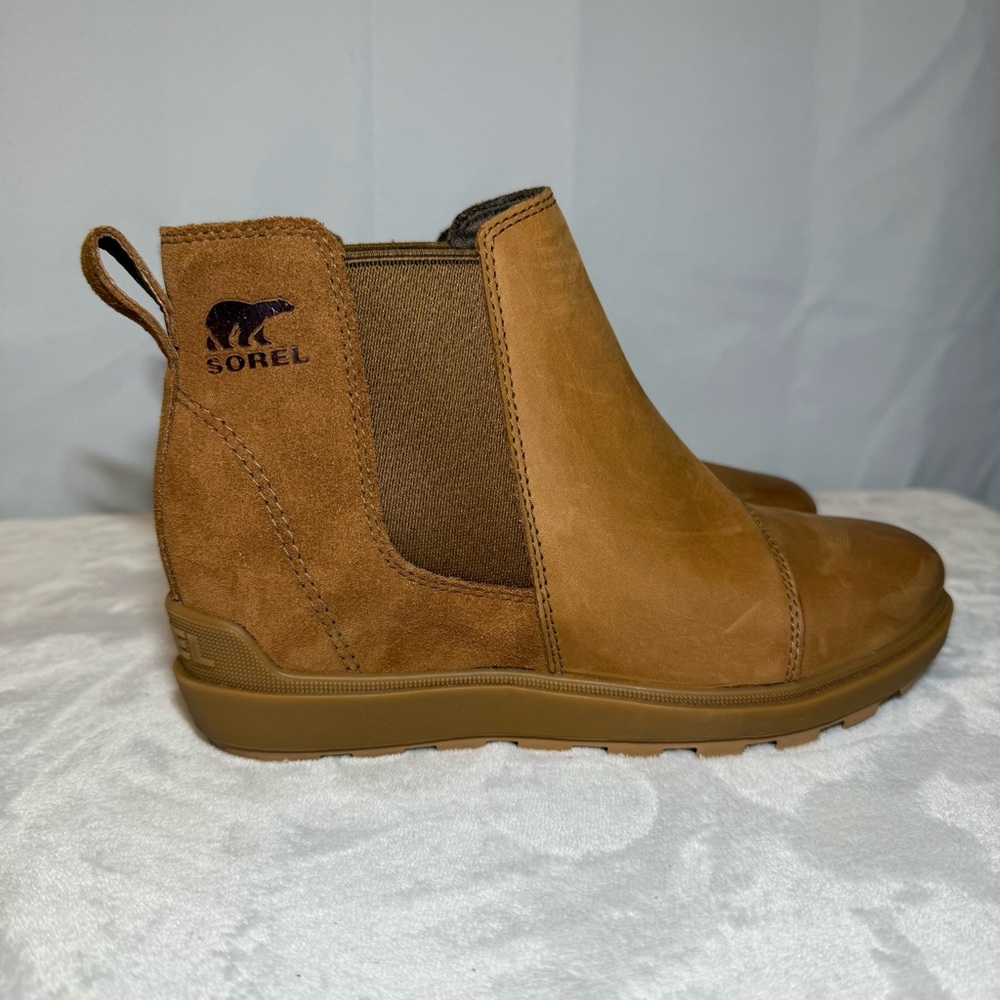 Sorel‎ Evie II Chelsea Boots Camel Suede Women's 7 NL5020-243